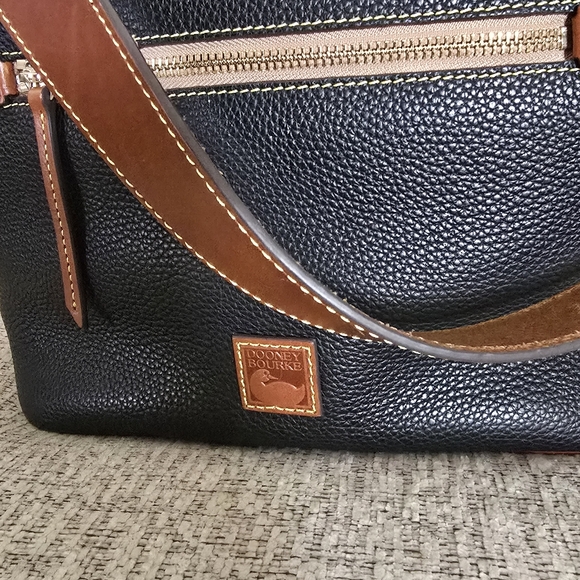 Dooney & Bourke Black and Brown Pebble Satchel Hobo Large Sac Shoulder Bag New - Picture 10 of 16